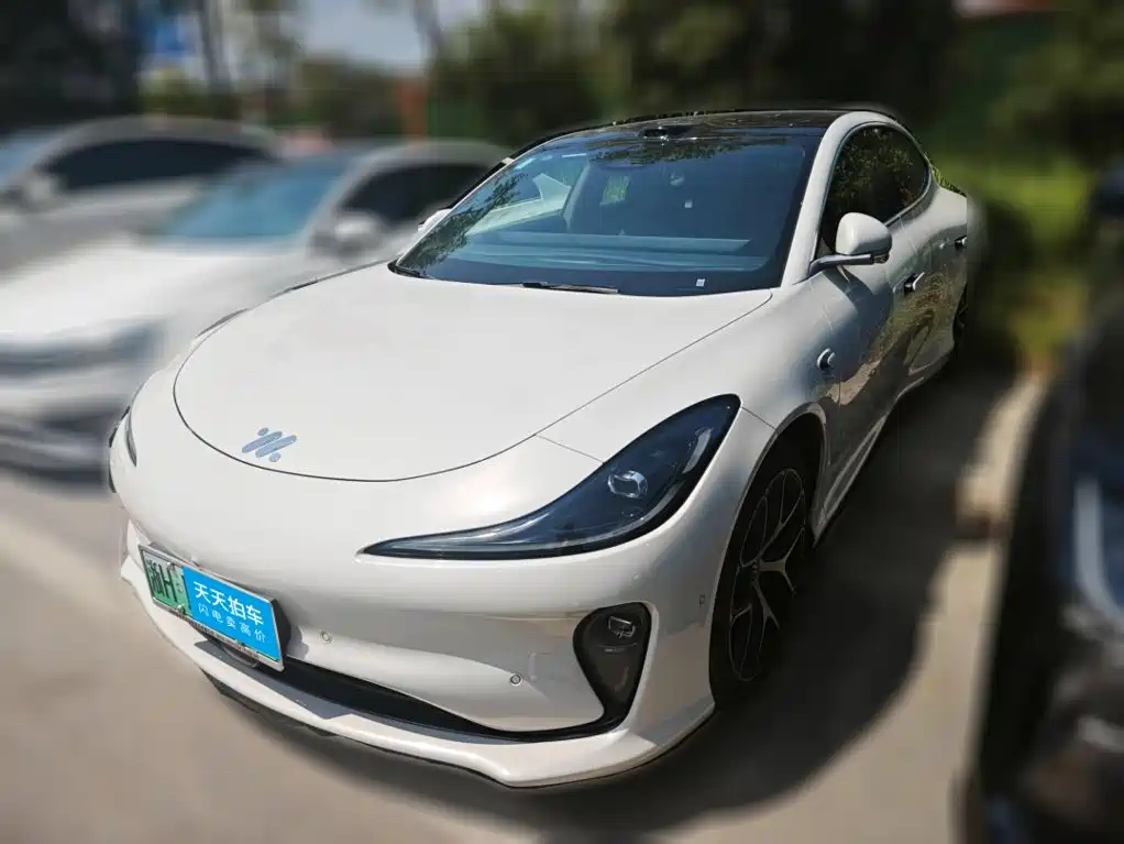 2025 IM Motors IM L6