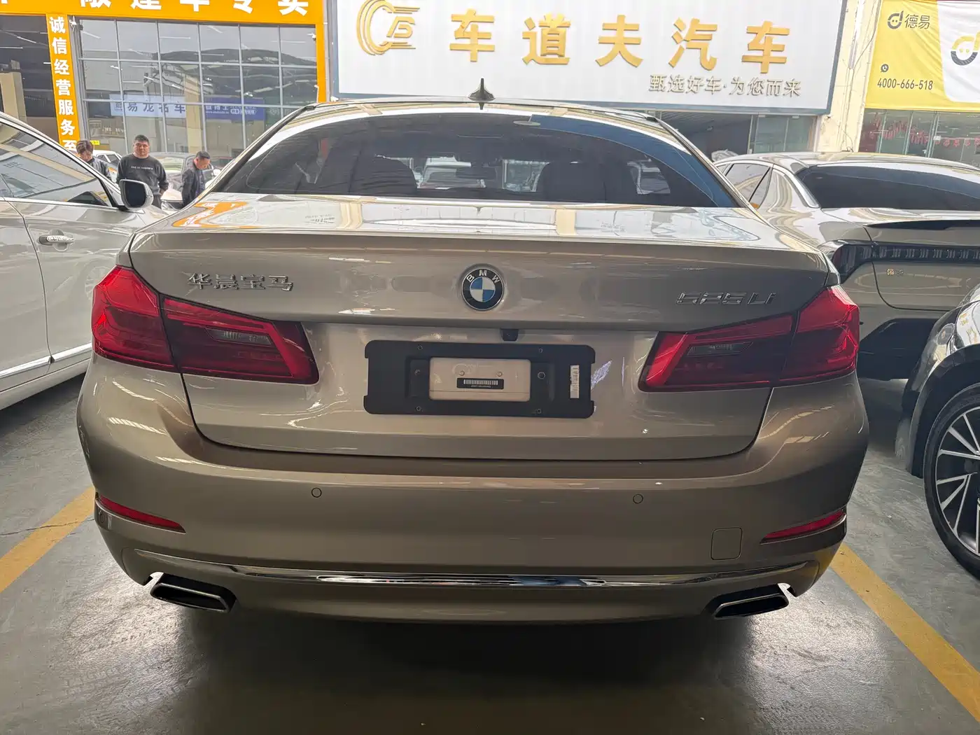 BMW 5 Series 2020 525Li Luxury Package фото 5