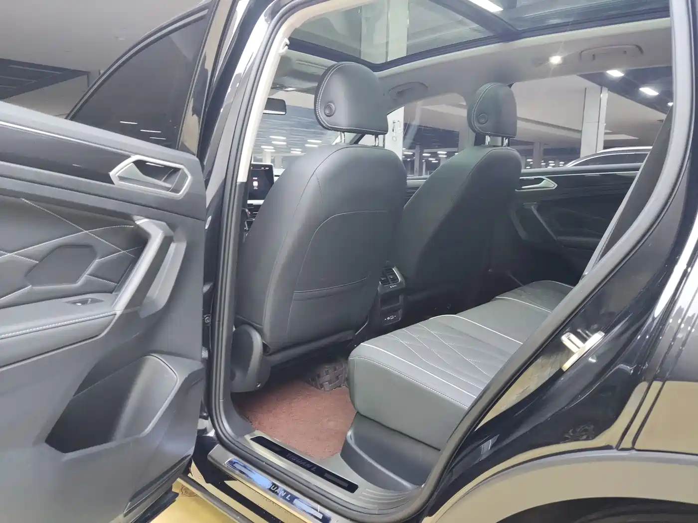 Volkswagen Tiguan L 2023 280TSI 2WD Trend Limited Edition фото 13
