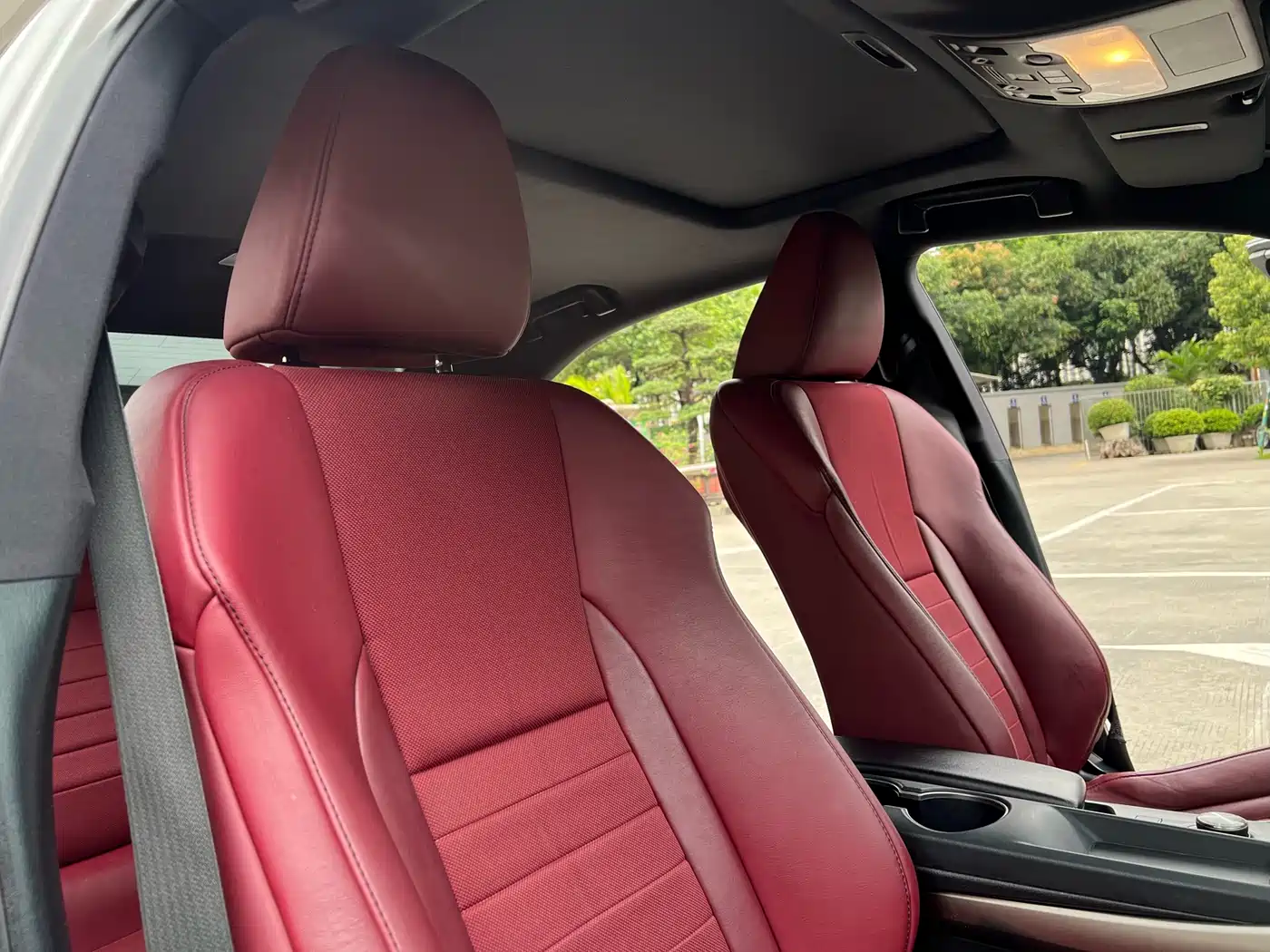 Lexus IS 2017 300 F SPORT фото 9