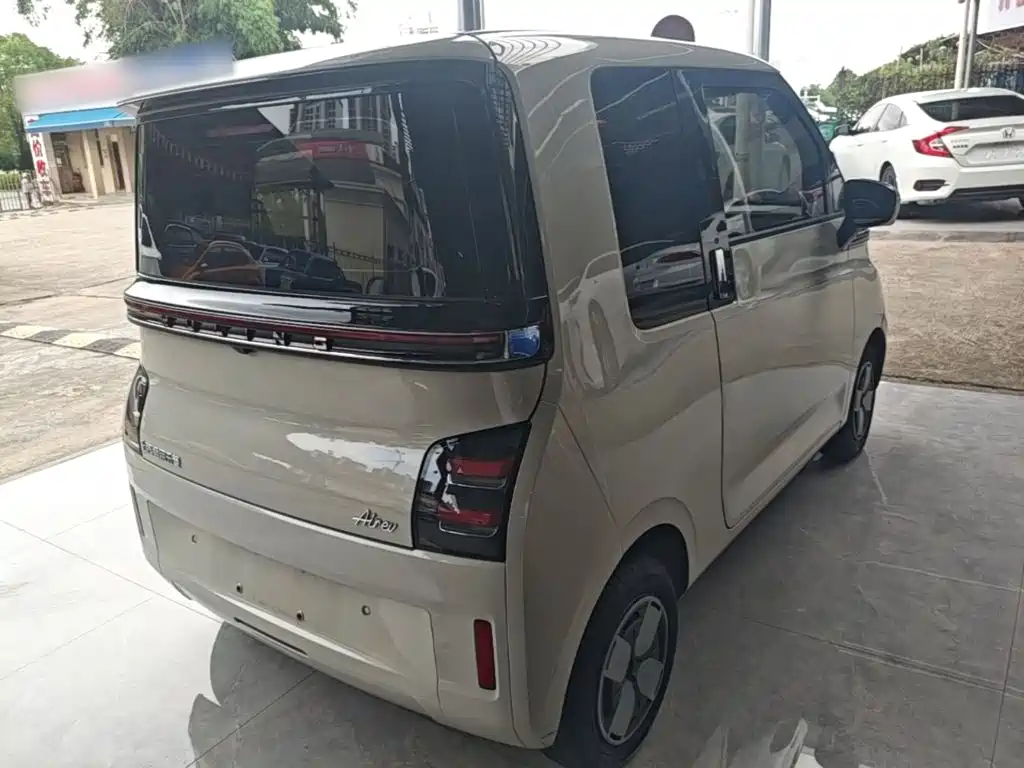 Wuling Motors Wuling Air ev 2023 2023 4-Seat Advanced Edition