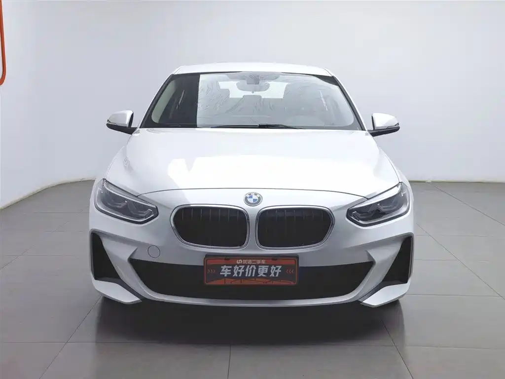 BMW 1 Series 2021 Facelift 120i M Sport фото 3