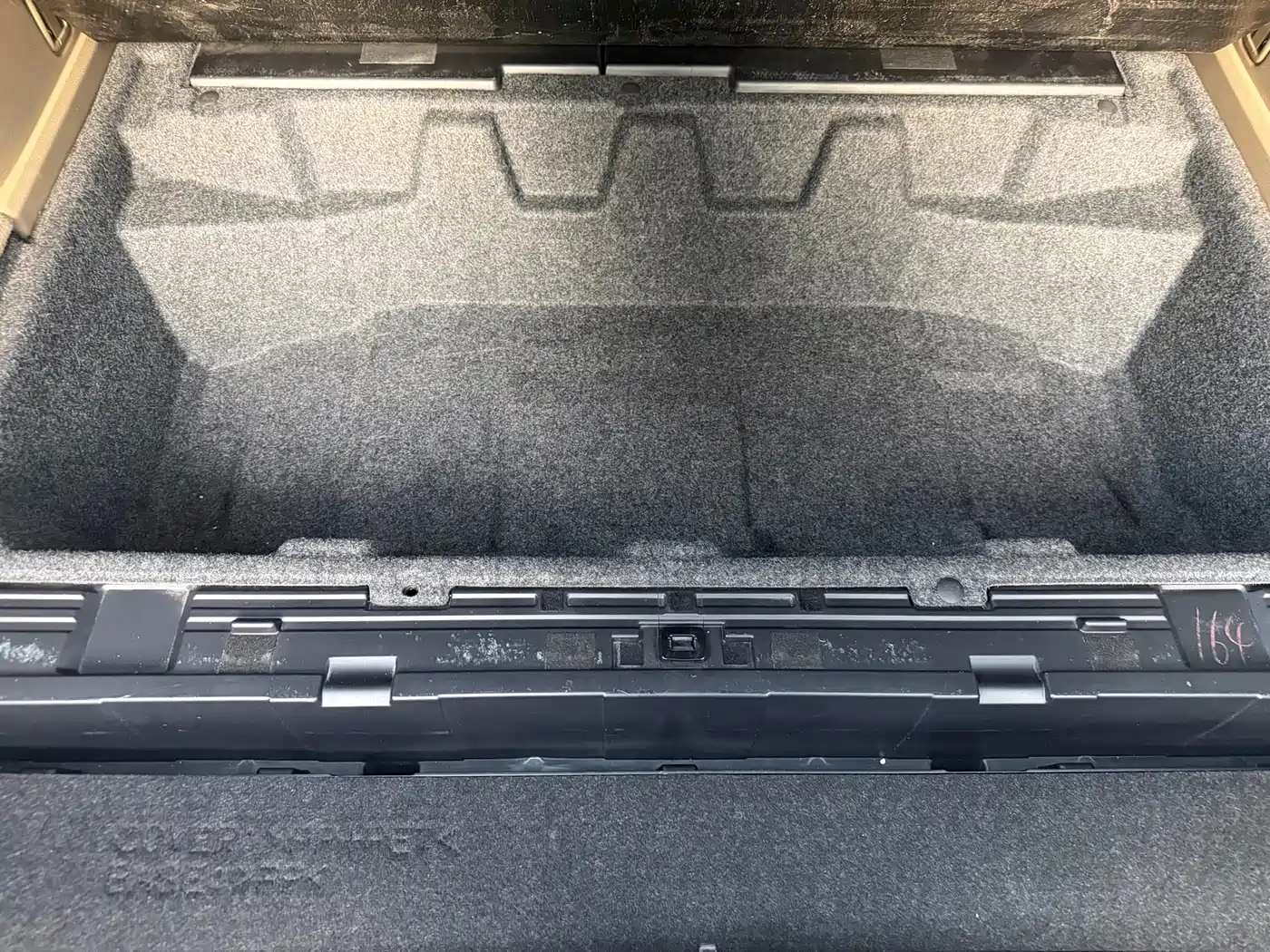 Toyota Highlander 2012 2.7L 2WD 5-seater Elite Edition фото 16
