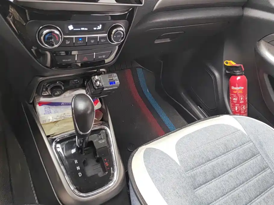 Changan CS15 2016 2016 1.5L Automatic Fashion