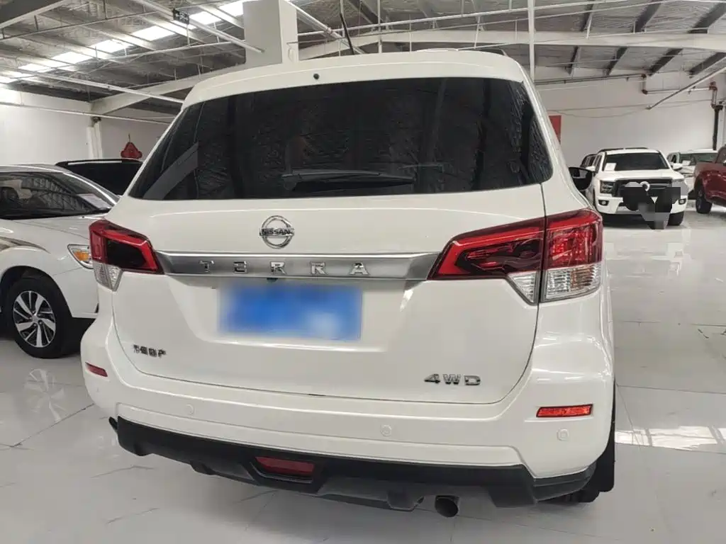 Nissan Terra 2023 2020 2.5L XL Upper 4WD Automatic Luxury Edition