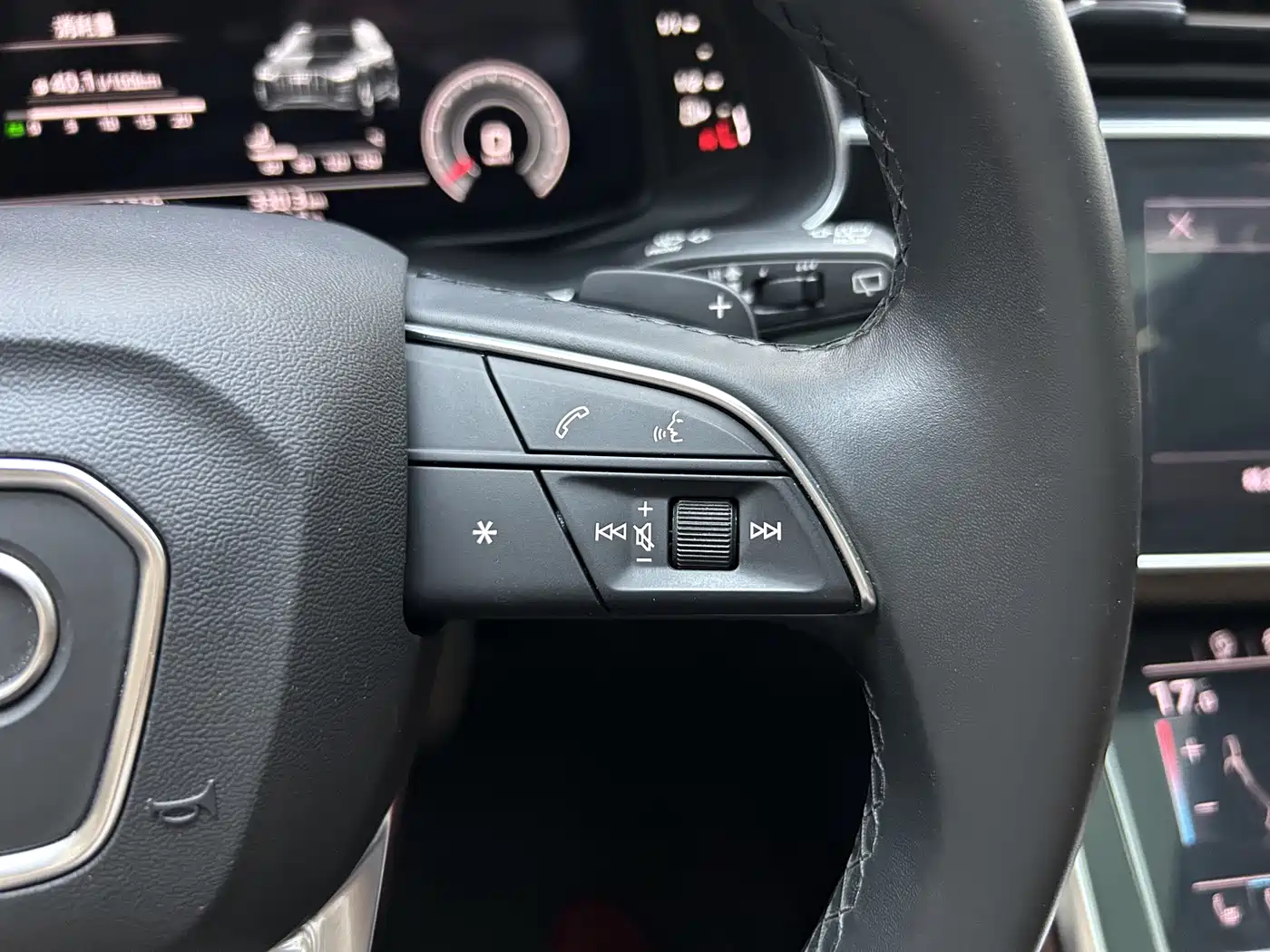 Audi Q7 2024 2023 55 TFSI quattro S line Sport