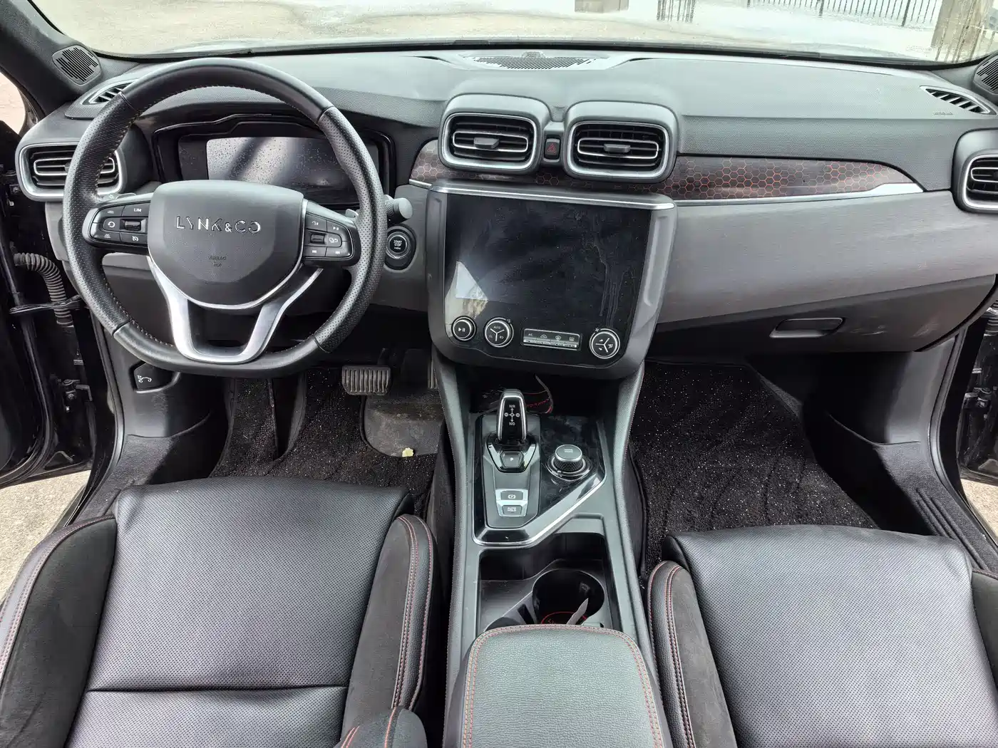Lynk & Co 03 2019 2.0TD Auto Power Version фото 6