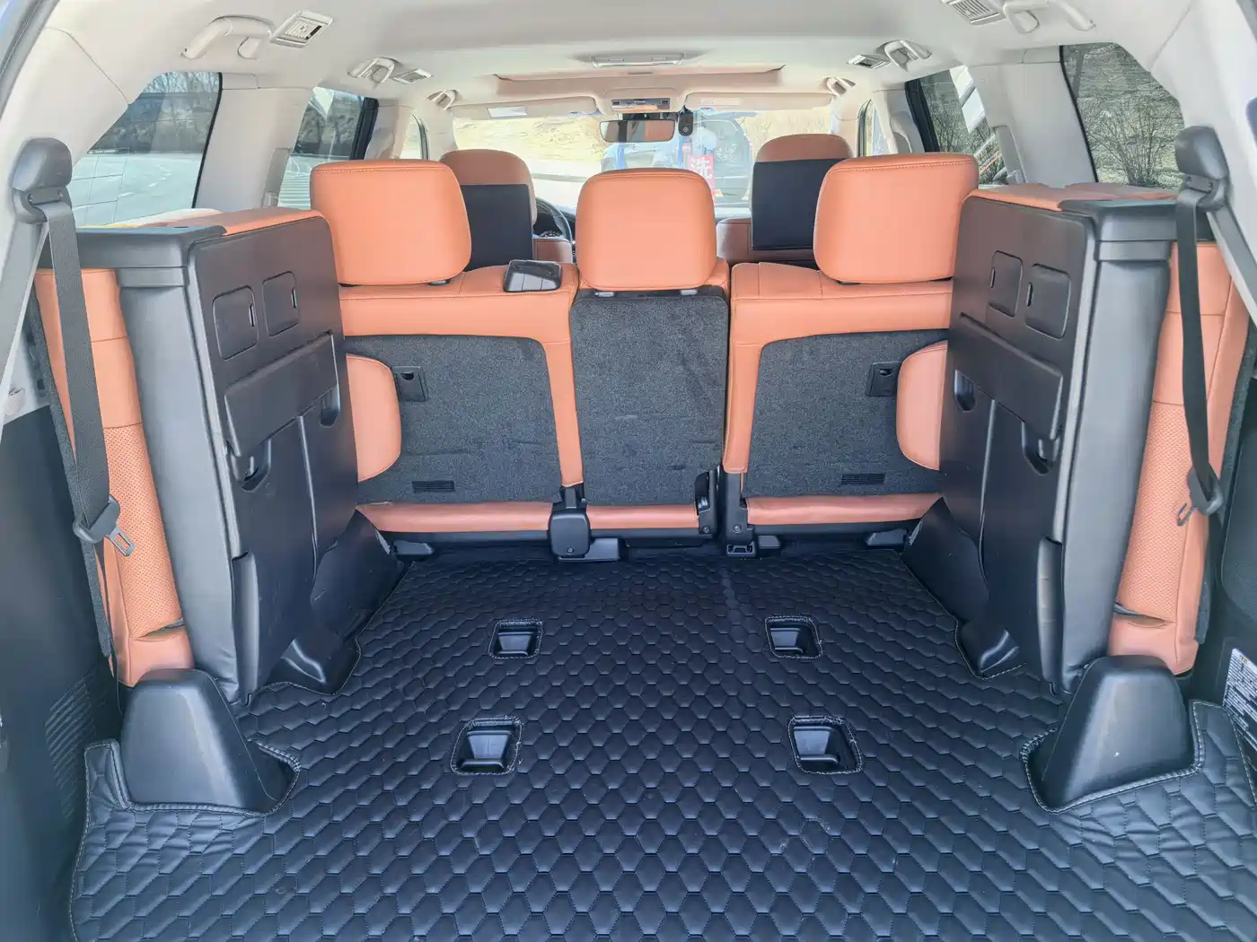 Lexus LX 2019 570 Prestige Luxury Edition фото 16