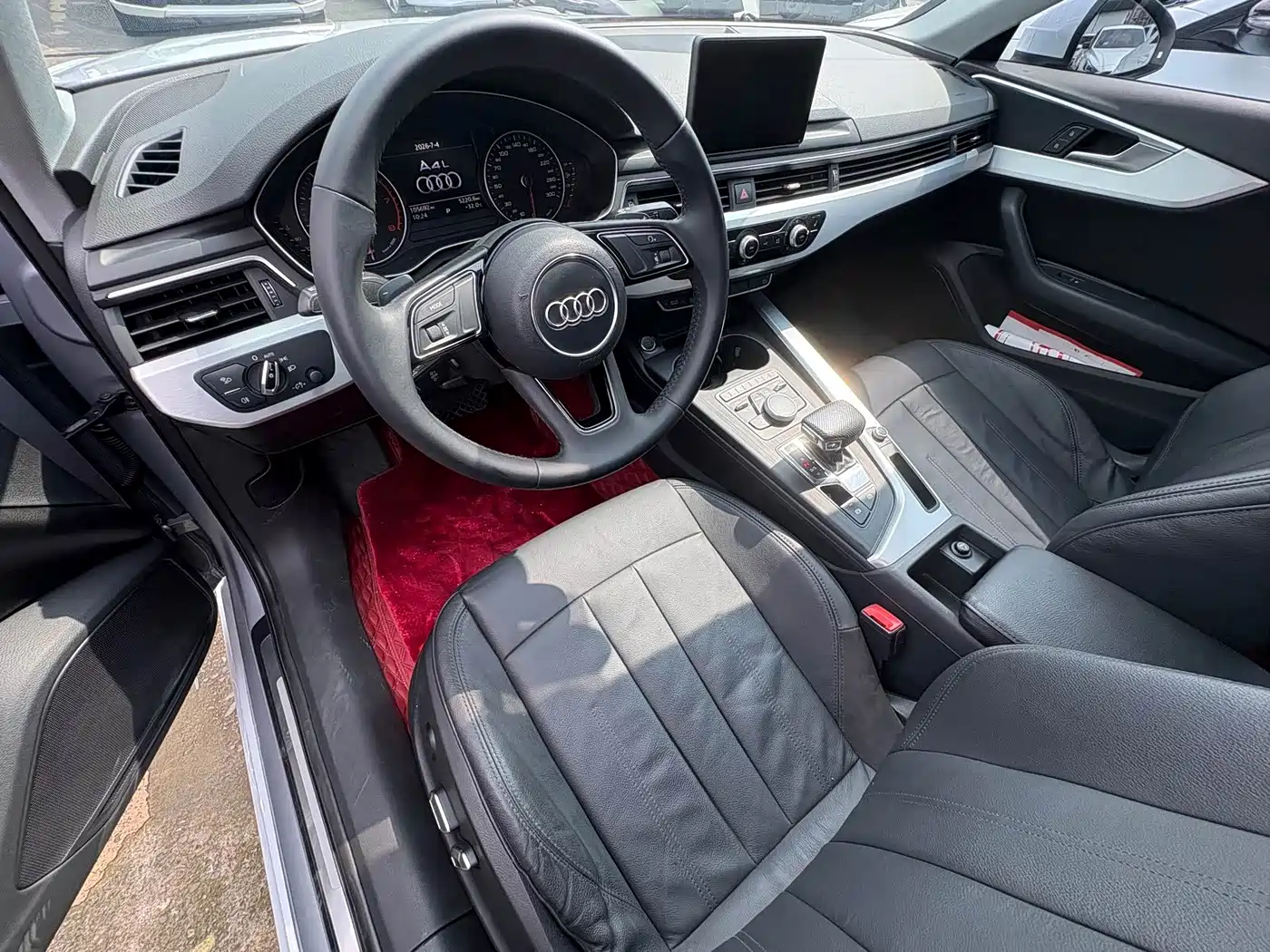 Фото 7 - Audi A4L