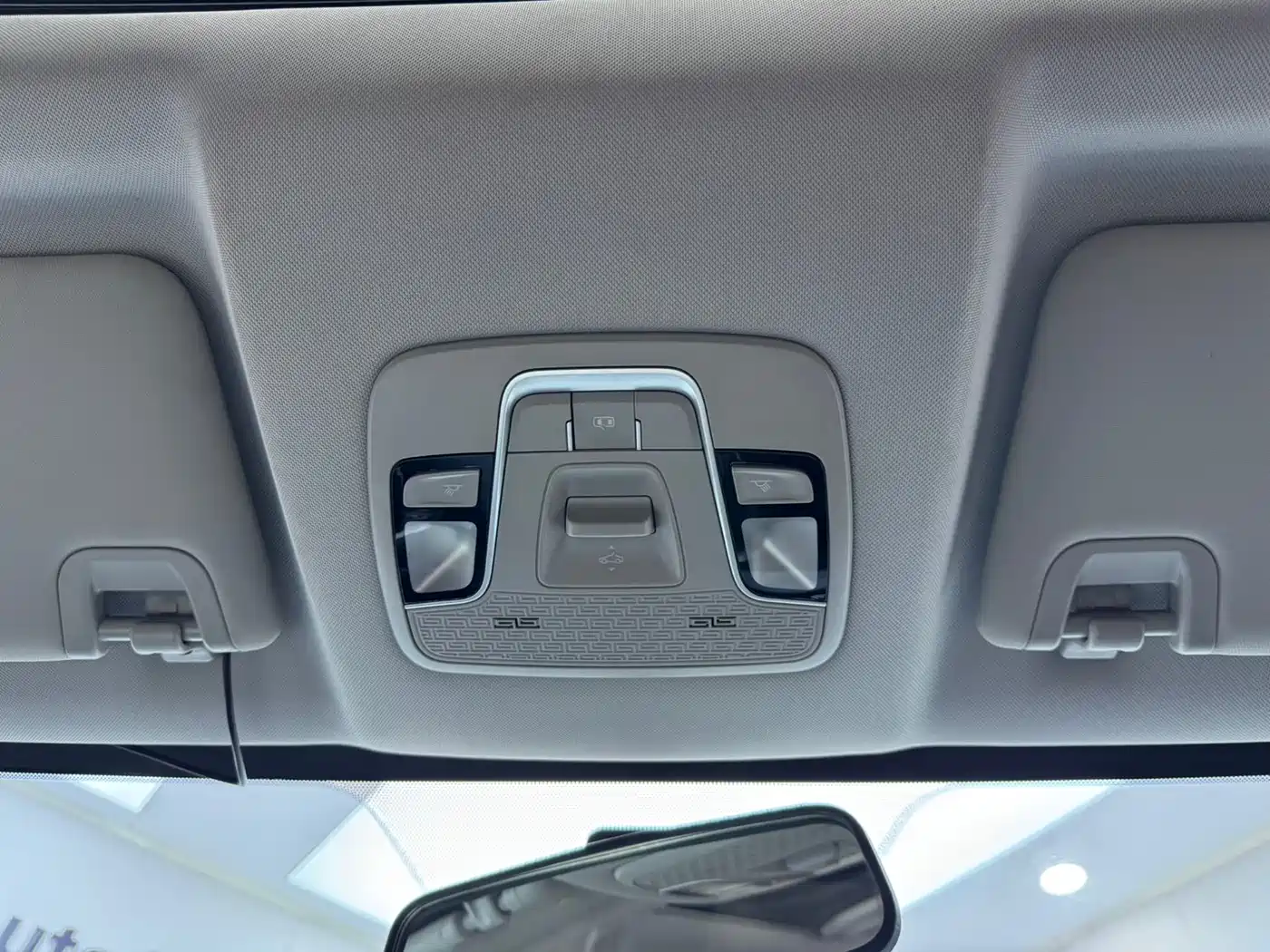 GEELY AUTOMOBILE VISION X6