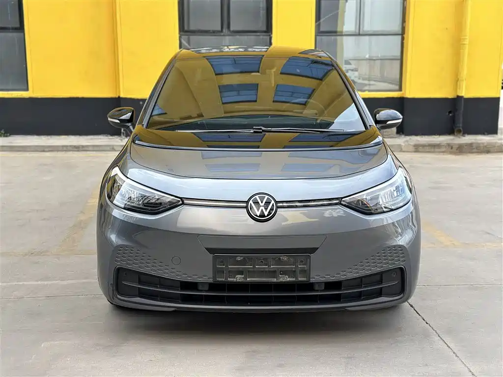 Volkswagen ID.3 2023 Upgraded Pure Intelligence Edition фото 2