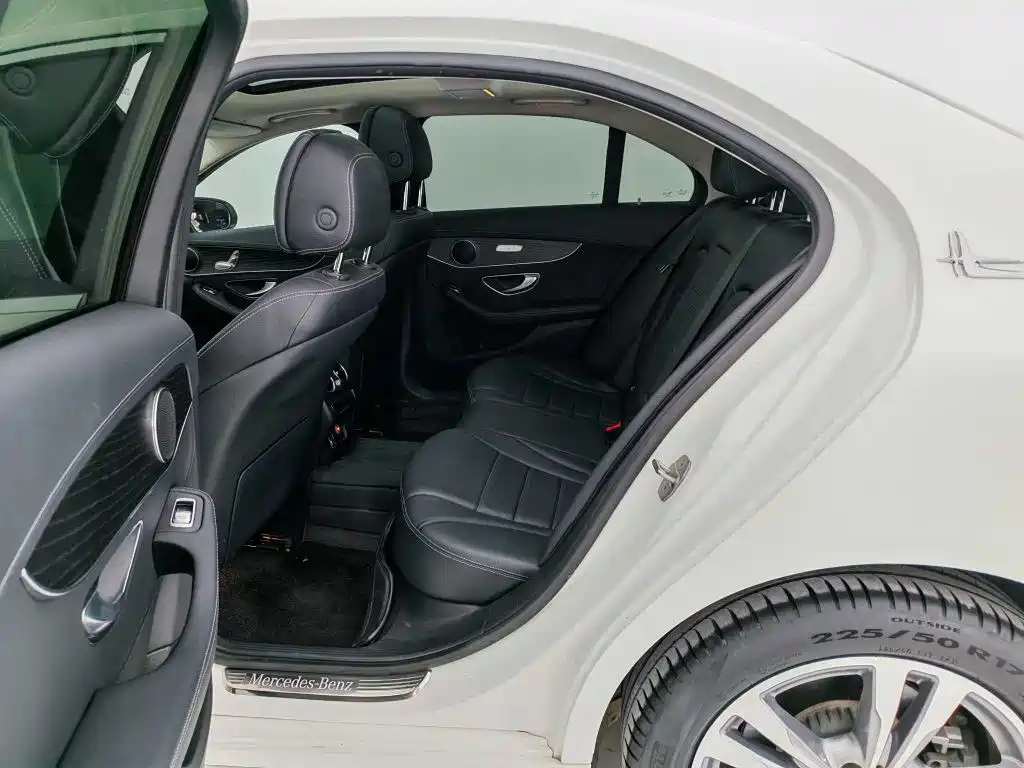 Mercedes-Benz C-Class 2021 C 200 L Fashion Sport Edition фото 12