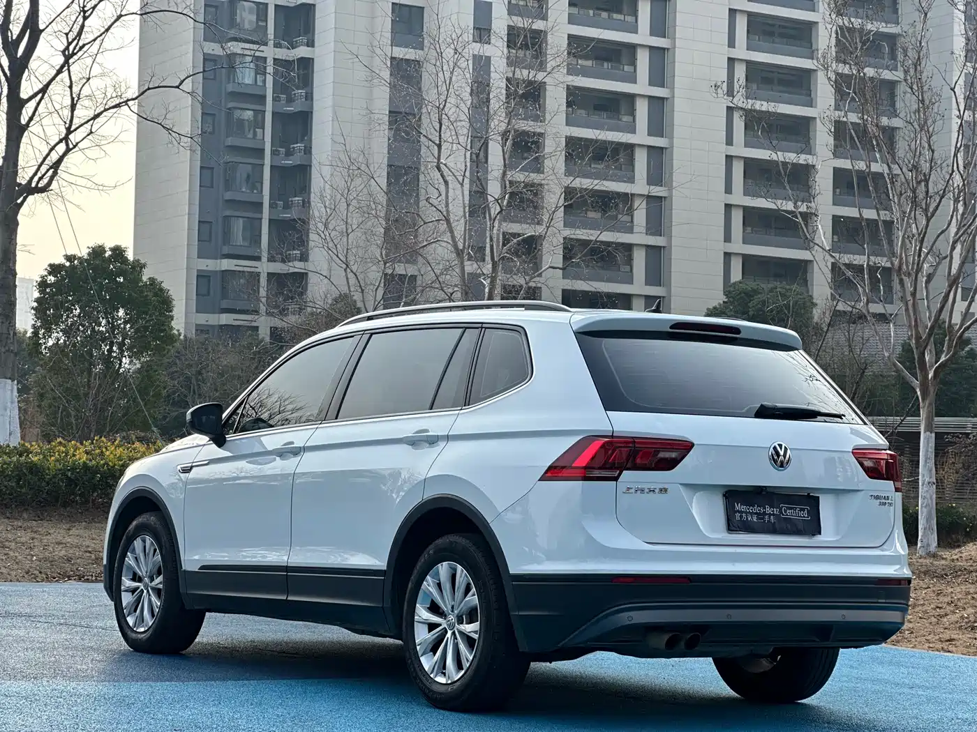 Volkswagen Tiguan L 2017 330TSI Automatic 2WD Trend Edition фото 10