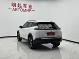 صورة 8 - Peugeot 2008