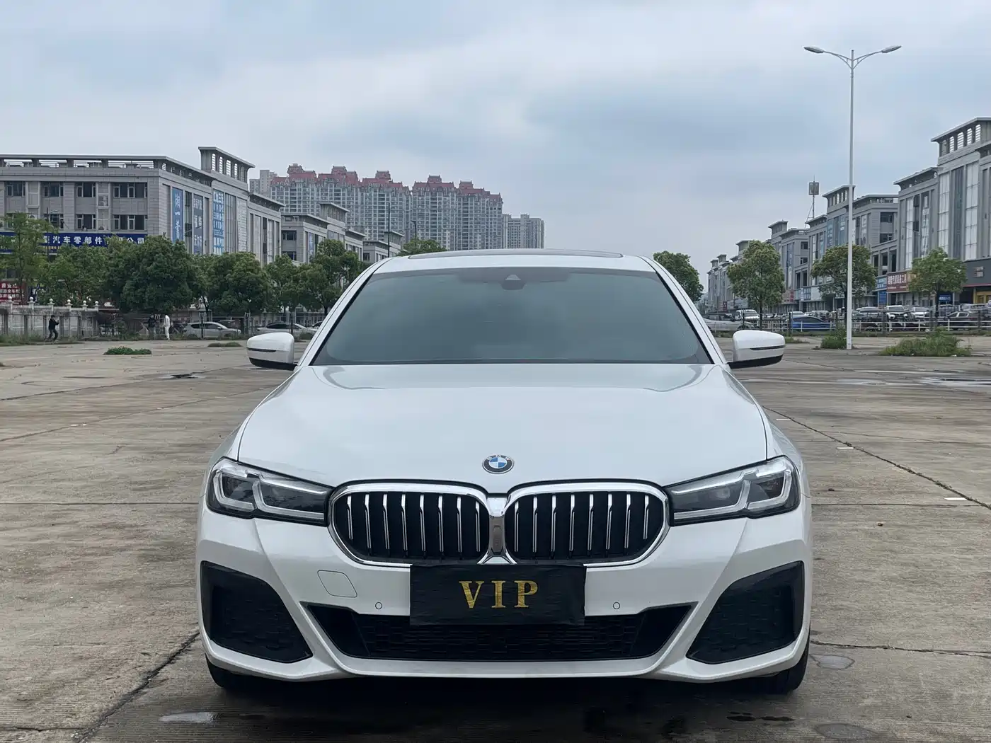 BMW 5 Series 2022 525Li M Sport Package фото 2