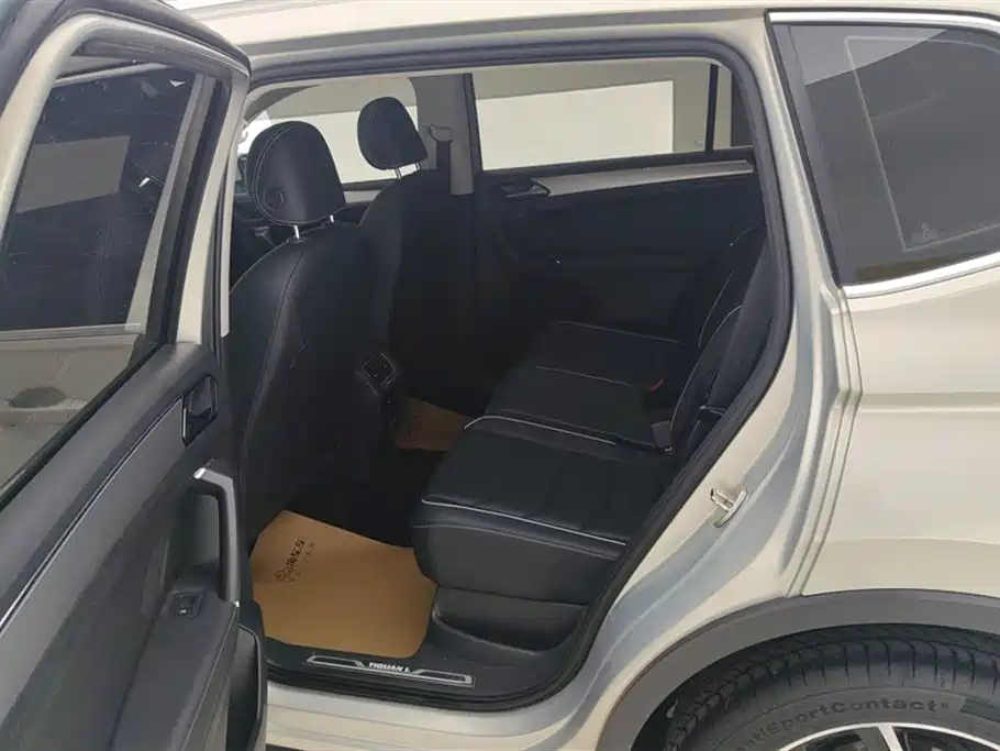 Volkswagen Tiguan L 2018 380TSI Automatic AWD Flagship Edition фото 11