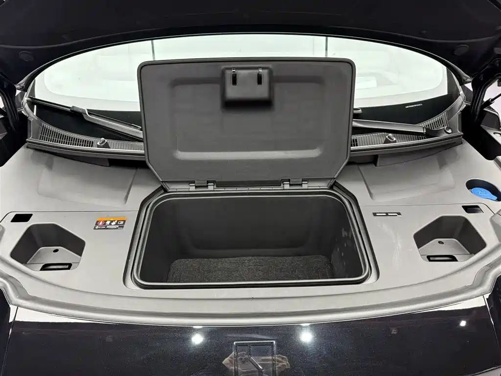 ZEEKR EXTREME KRYPTON 009