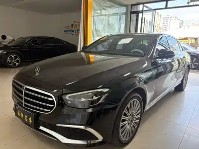 Mercedes-Benz E