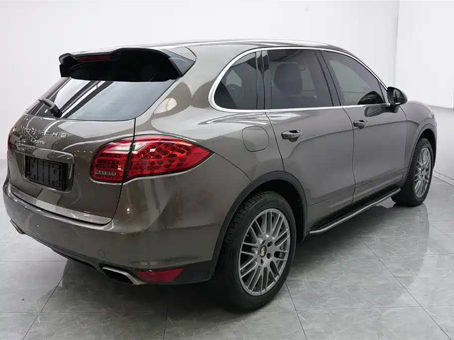 Porsche Cayenne 2011 Cayenne 3.0T фото 19