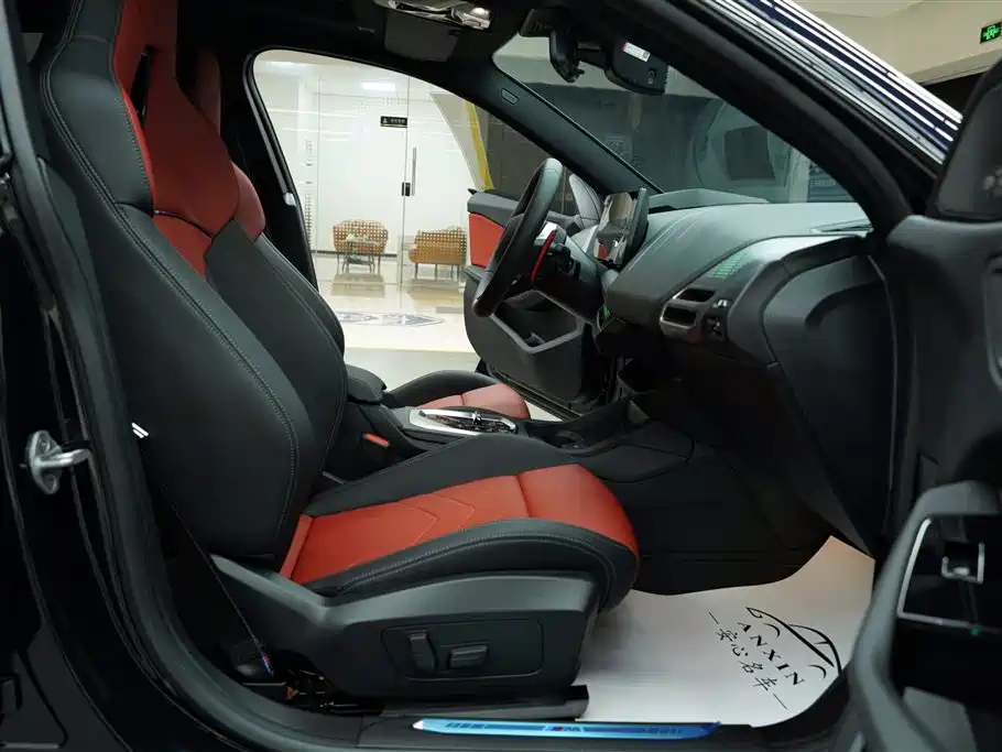 BMW M235L 2026 2025 M235L