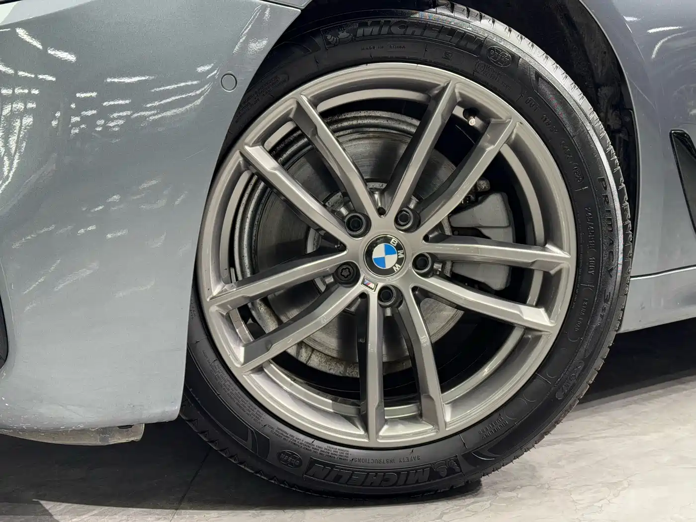 BMW 5 Series (Import) 2019 525i M Sport Package фото 15