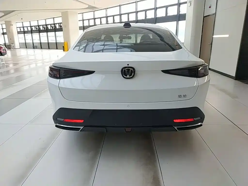 Changan Yida 2024 2023 Blue Whale NE 1.5T GDI DCT Pilot