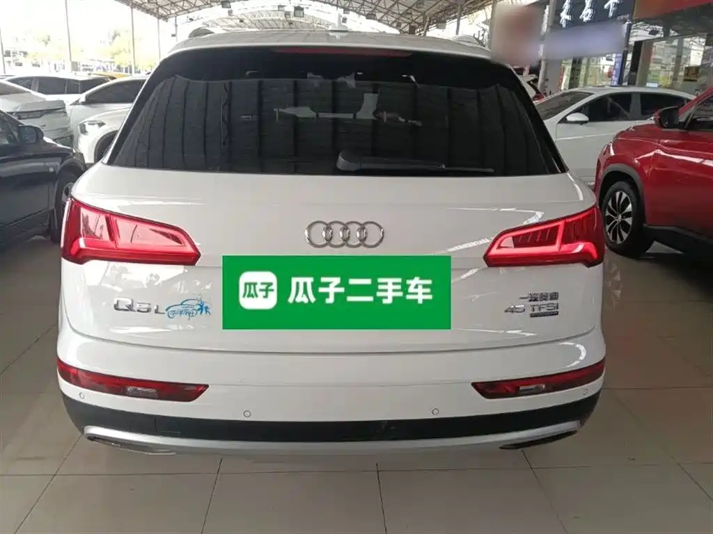 Audi Q5L 2018 45 TFSI Exclusive Elegance (China V) фото 6
