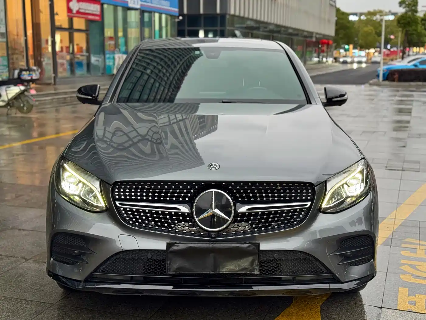 Mercedes-Benz GLC Coupe 2019 GLC 200 4MATIC Coupe SUV фото 3
