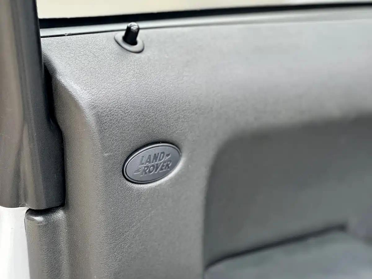 Photo 24 - Land Rover Range Rover