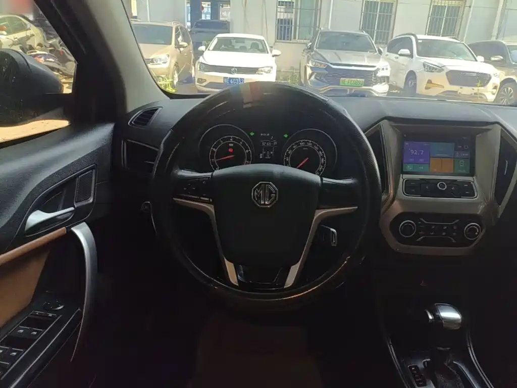 MG GT 2017 2016 Model 1.5T Automatic Premium Luxury Edition