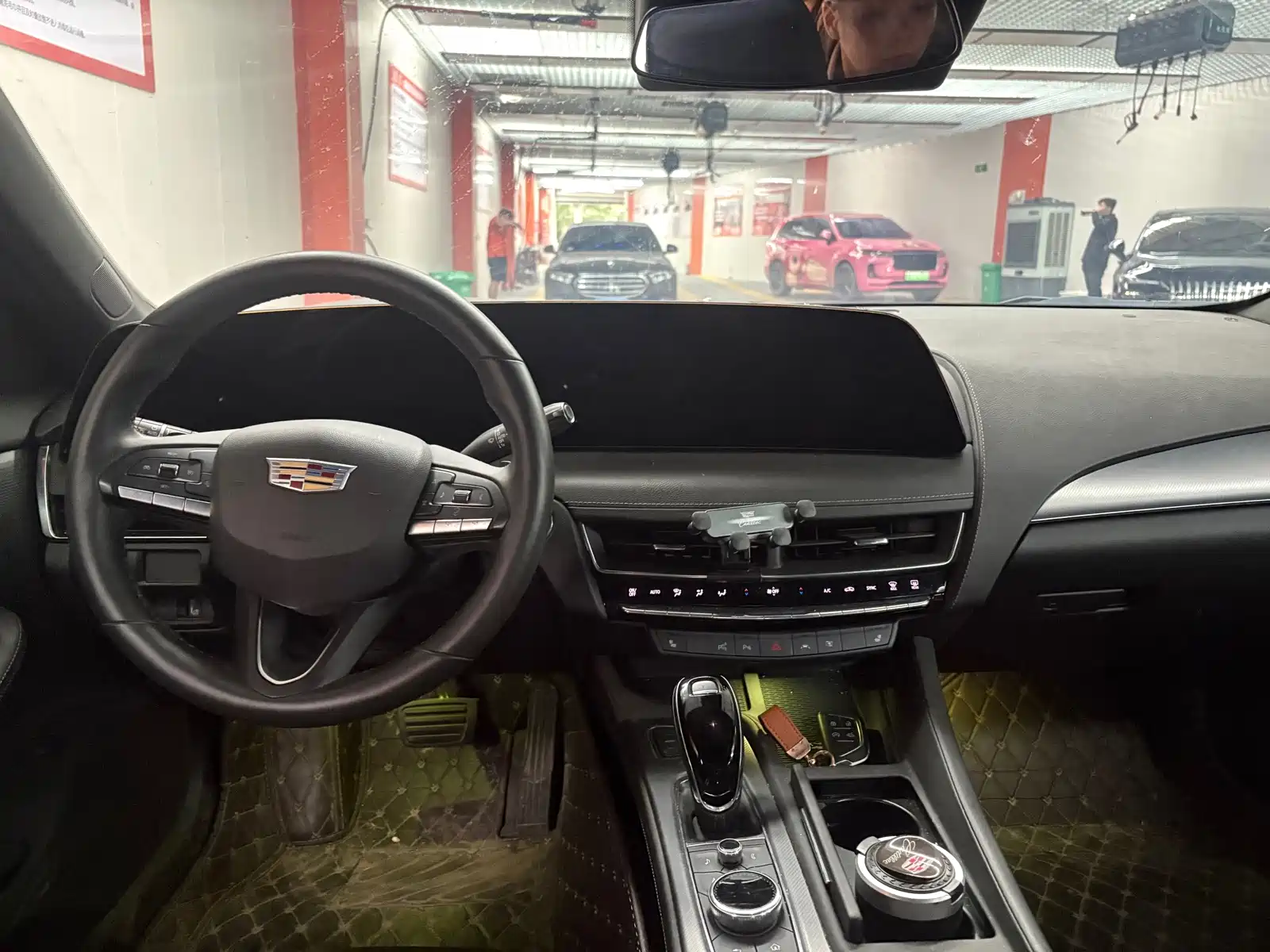 Фото 6 - Cadillac CT5