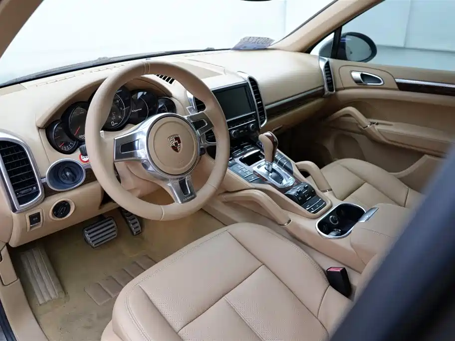 Porsche Cayenne 2011 Cayenne 3.0T фото 7