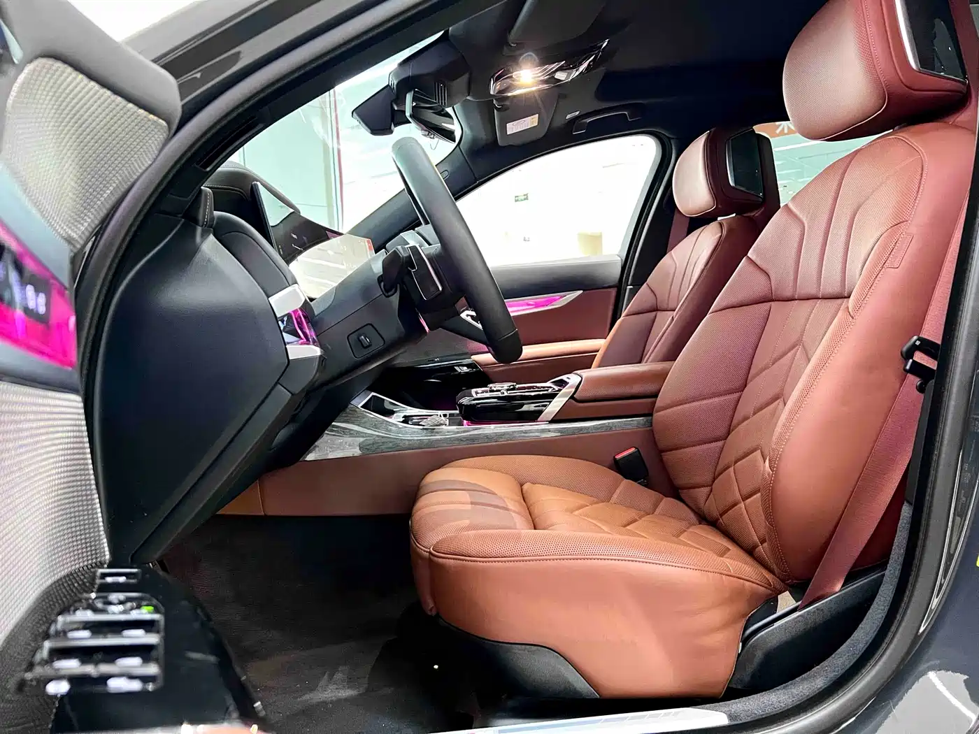 BMW i7 2023 eDrive50L Premium M Sport Package фото 7