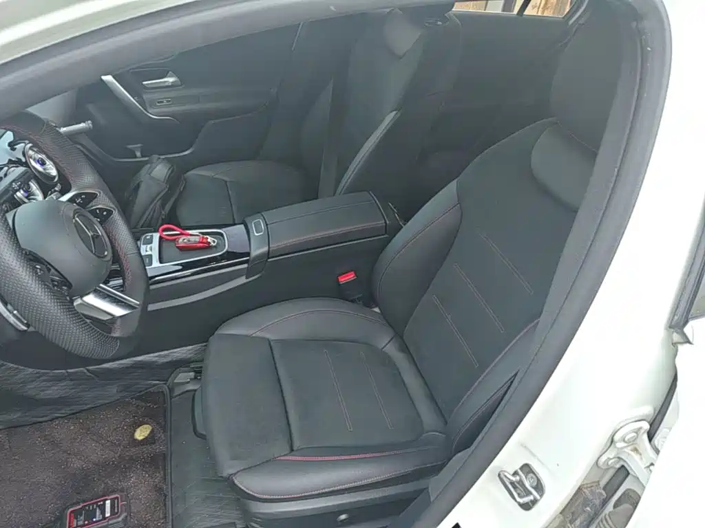 Mercedes-Benz A-Class 2025 2025 A 200 L Fashion Edition