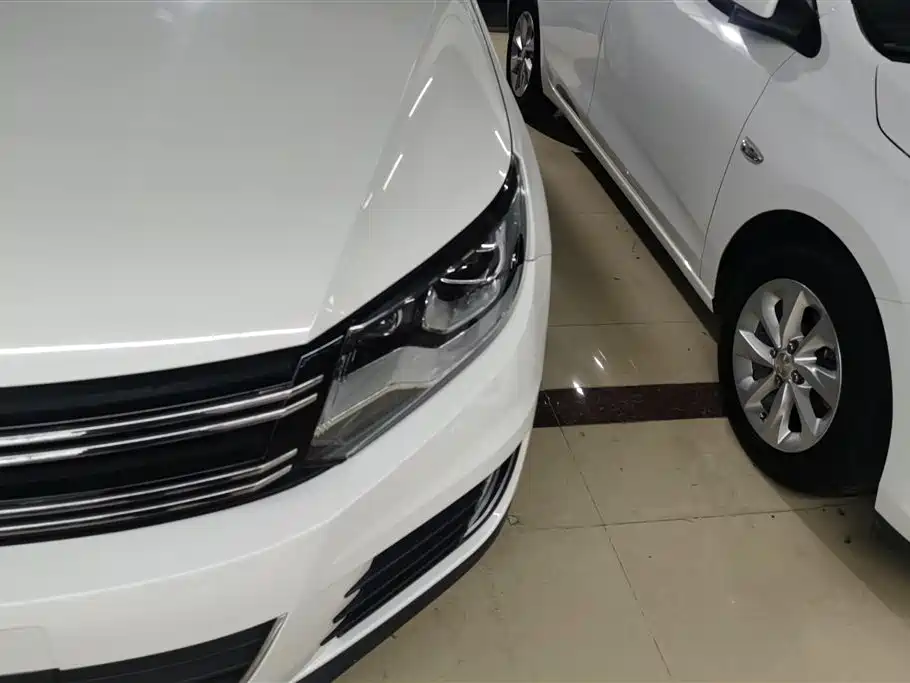 Volkswagen Tiguan 2016 280TSI Automatic 2WD Silk Road Comfort фото 5