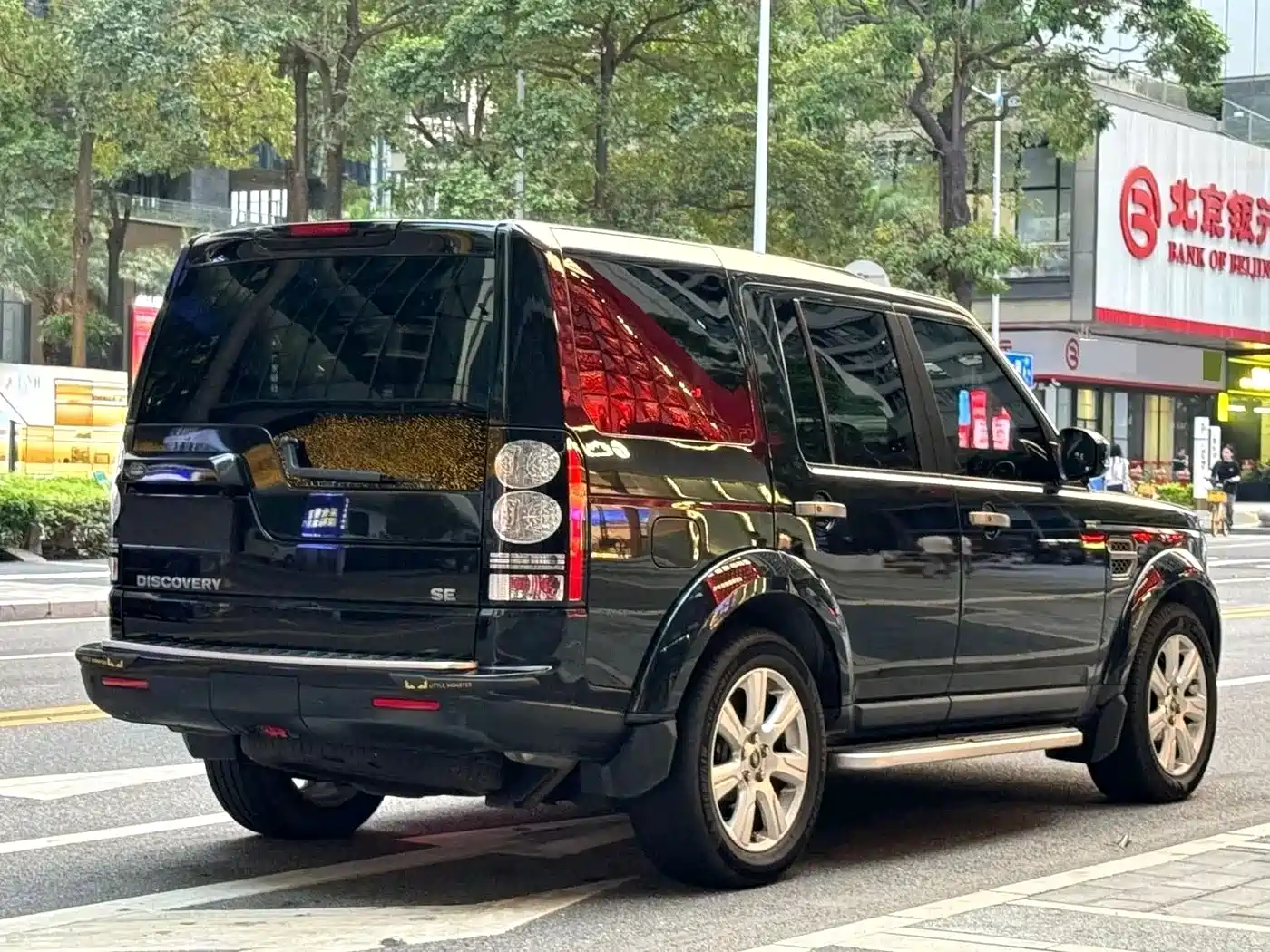 Фото 15 - Land Rover Discovery