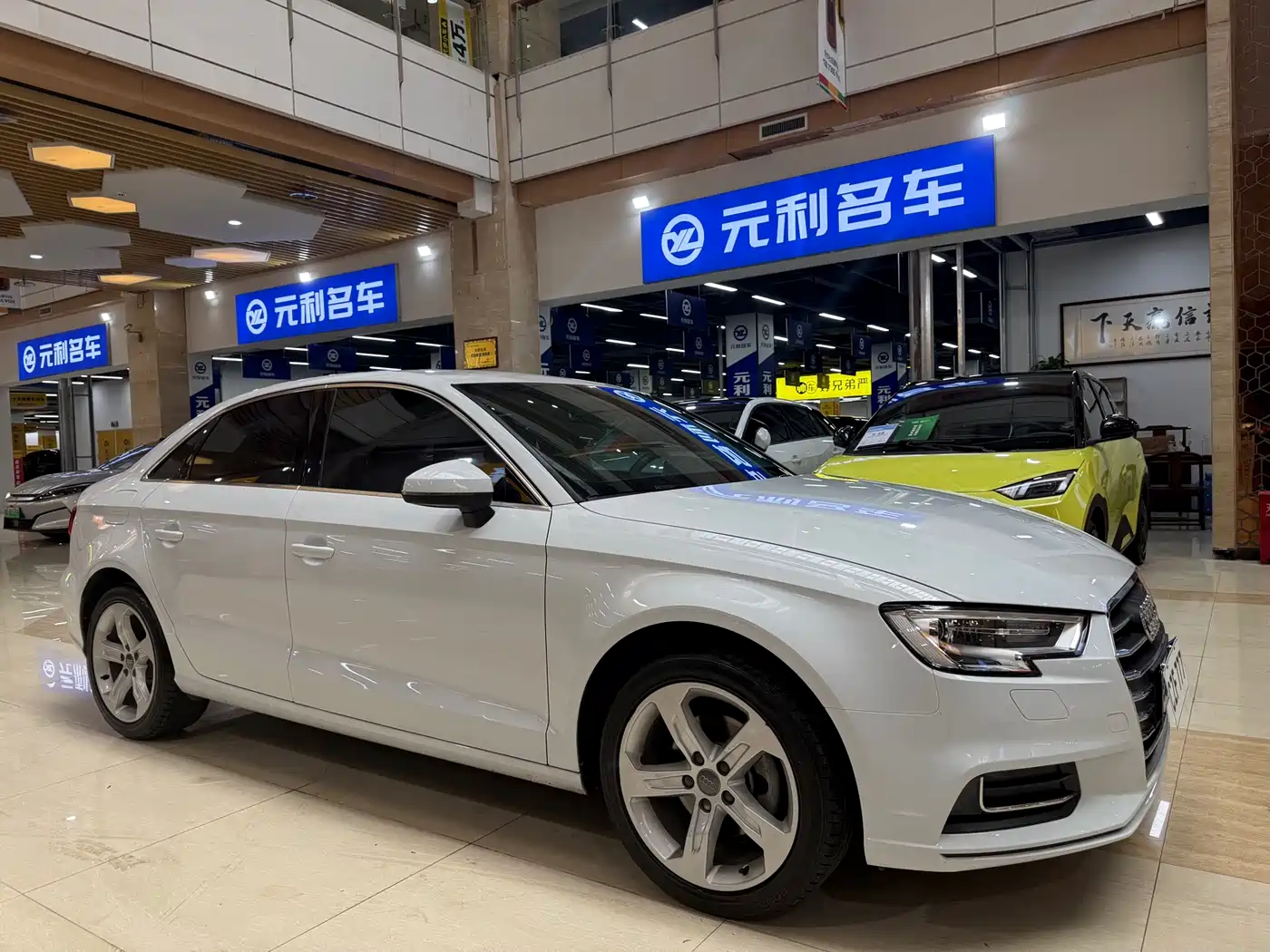 Audi A3 2019 Limousine 35 TFSI Progressive China VI фото 3