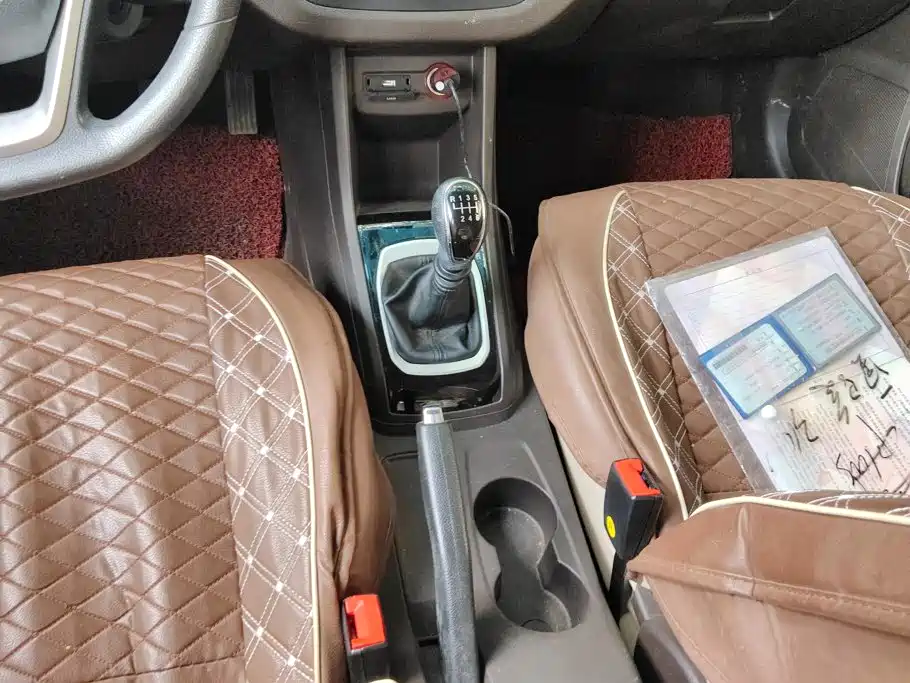 Baojun 310W 2017 2017 1.5L Manual Comfort China V