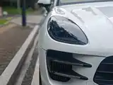 Photo 18 - Porsche Macan