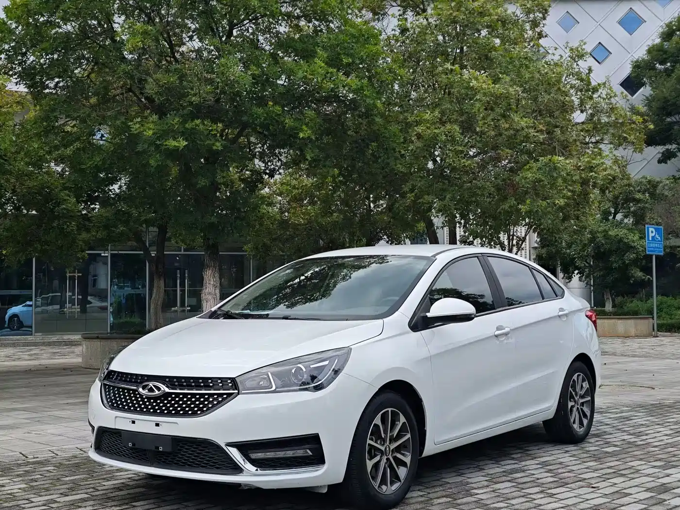 Chery Arrizo 5 2022 2021 PRO 1.5L CVT Youth Edition