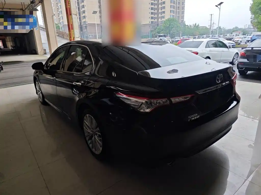 Toyota Camry 2018 2.5G Luxury Edition фото 5