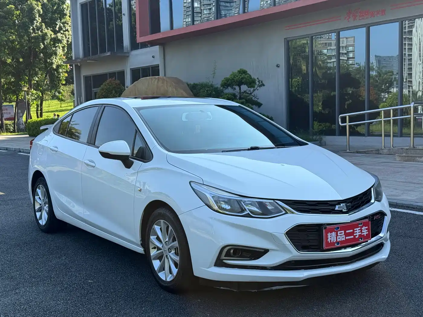 Chevrolet Cruze 2018 2018 320 Automatic Pioneer Sunroof Edition