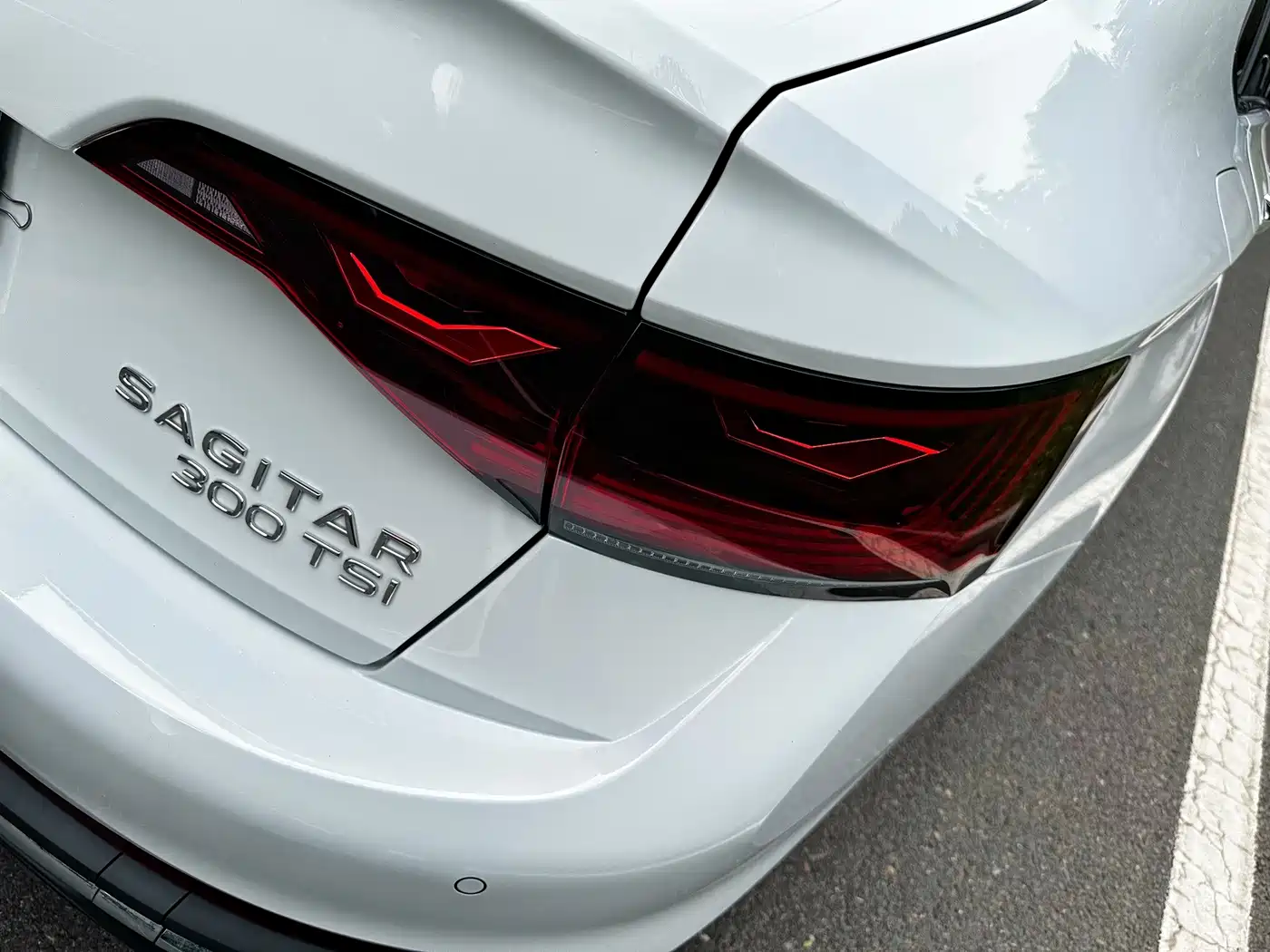 Volkswagen Sagitar 2026 2025 Model Year 3rd Facelift 300TSI DSG Surpassing Edition