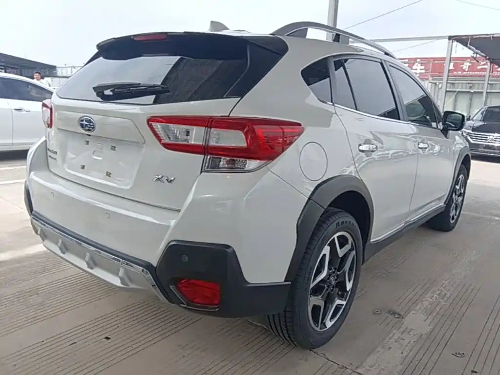 Subaru XV 2019 2019 2.0i AWD Luxury EyeSight China VI