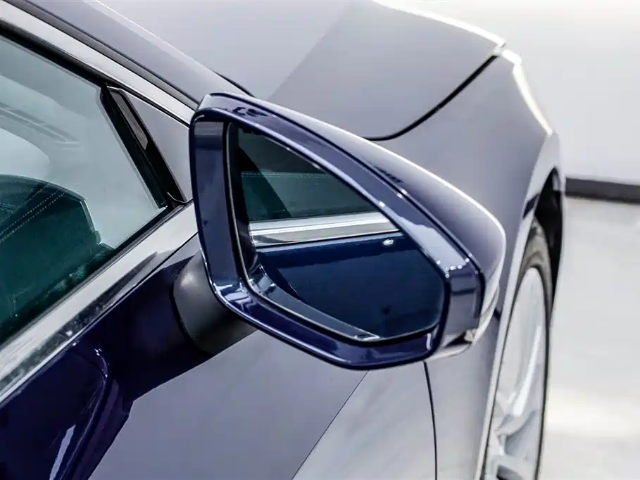 Audi A7L 2024 45TFSI S-line Dream Edition Crystal Package фото 25