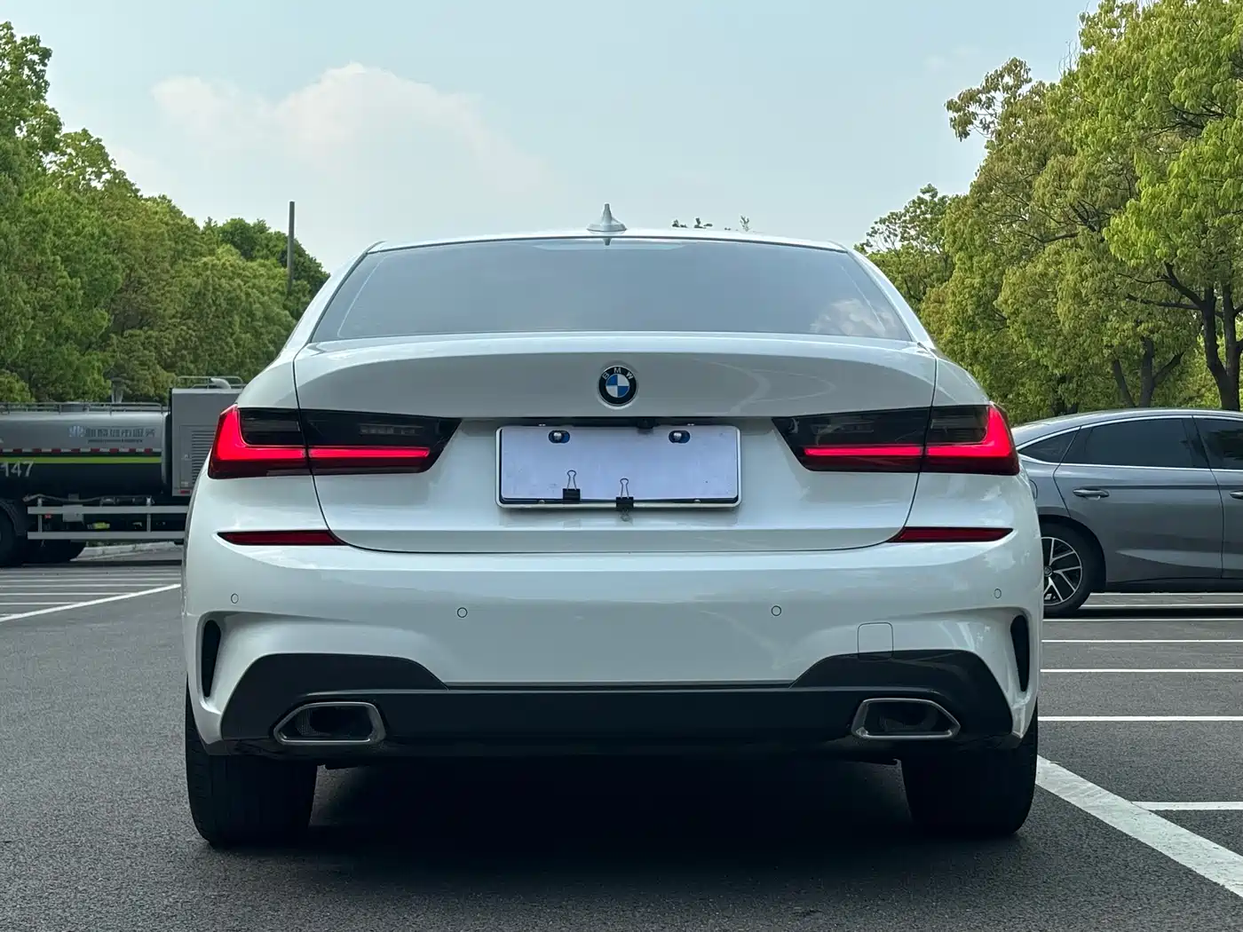 BMW 3-SERIES