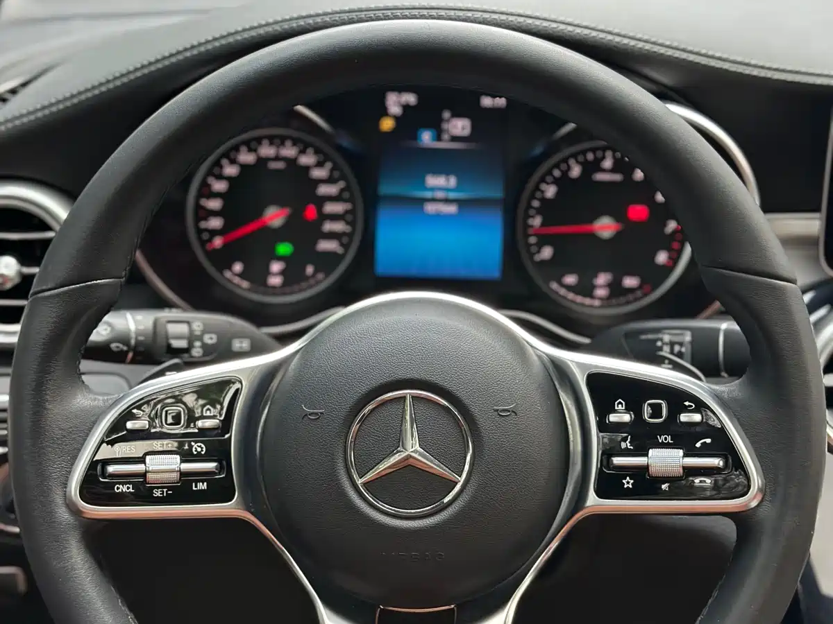 Mercedes-Benz GLC 2020 GLC 260 L 4MATIC Dynamic фото 12