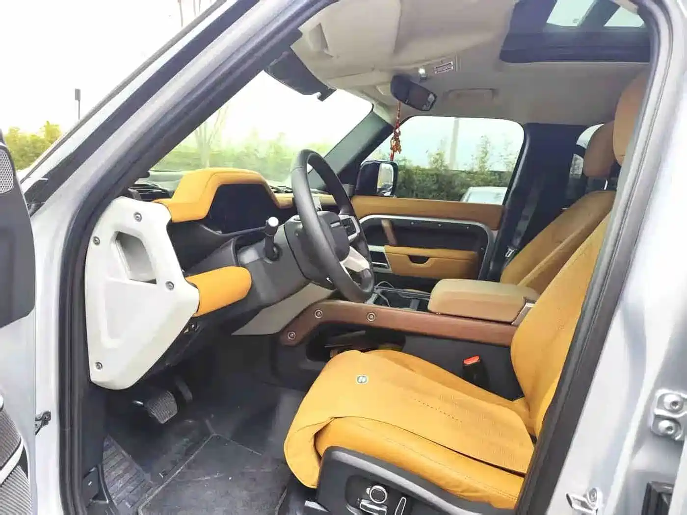 Land Rover Defender 2026 2023 Model Year 130 3.0T P400 HSE