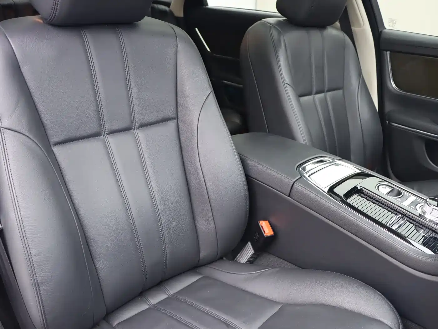 Jaguar XJ 2019 2018 XJL 3.0 SC 2WD Elegant Business Edition