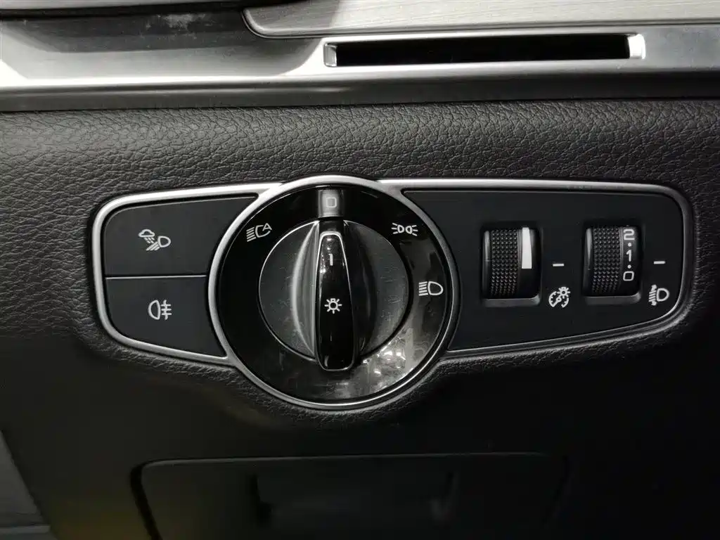 BYD Tang 2018 2.0T Automatic Smart Connection Noble Edition 7-Seater China V фото 21